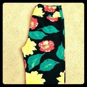 OS Lularoe Leggings